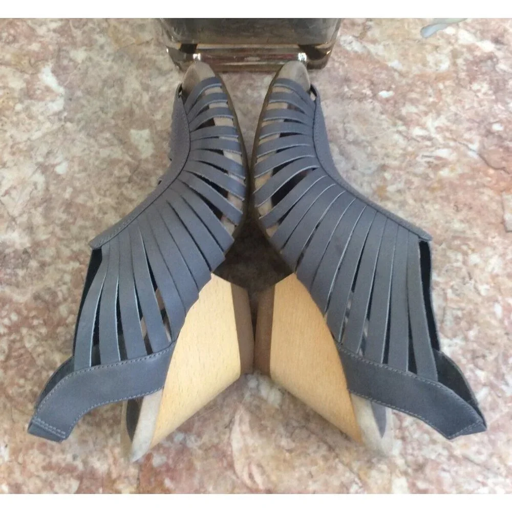 Camper Rachael Gray Strappy Leather Wooden Wedge Sandals Size 38/US 8 EUC! $195